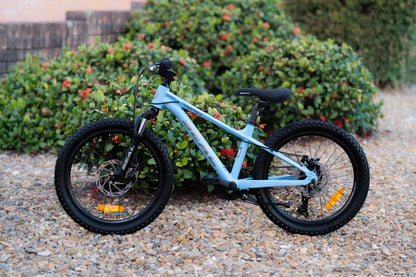 Vortex 20" Kids Mountain Bike - Disc Brakes, Lightweight Alloy Frame